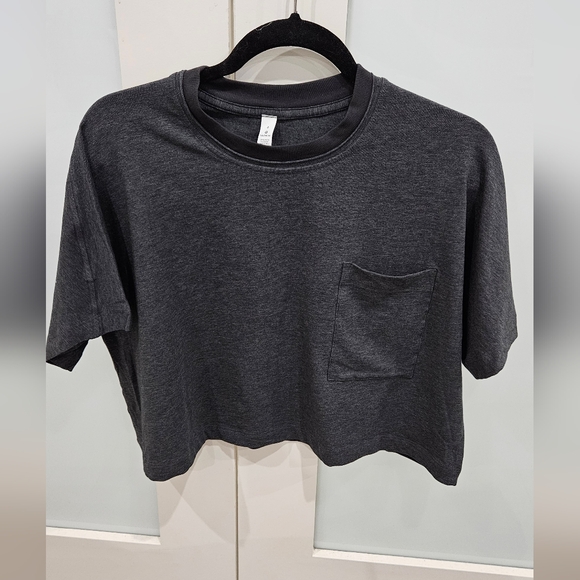 Lululemon Tshirt - Picture 1 of 4